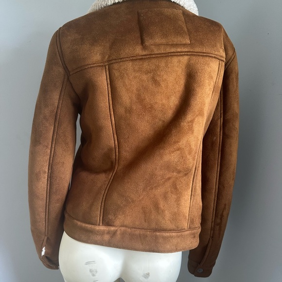 Levi's Women's faux sherling trucker jacket Yellowstone - Picture 3 of 6